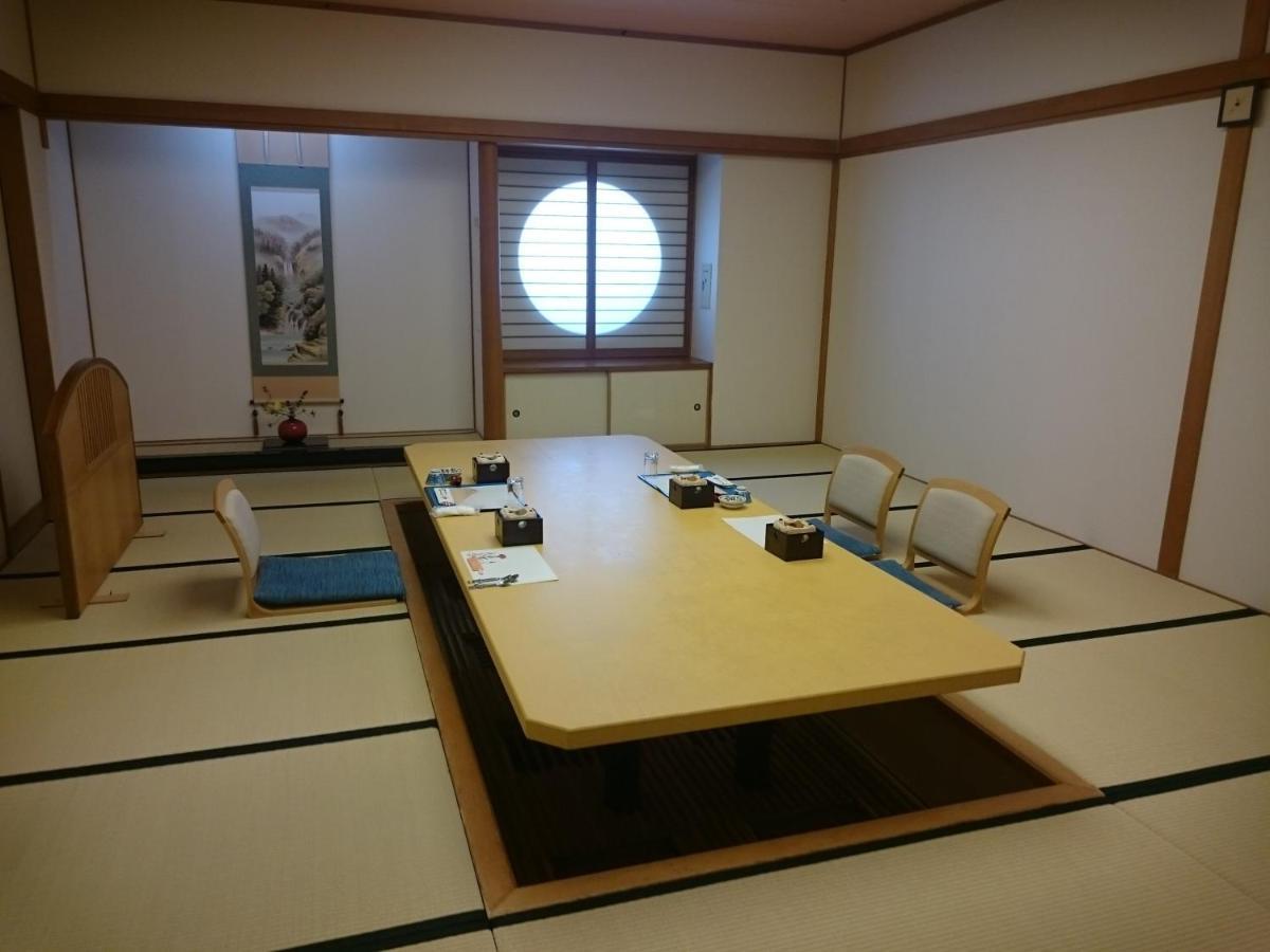 The Gran Resort Elegante Awajishima Εξωτερικό φωτογραφία