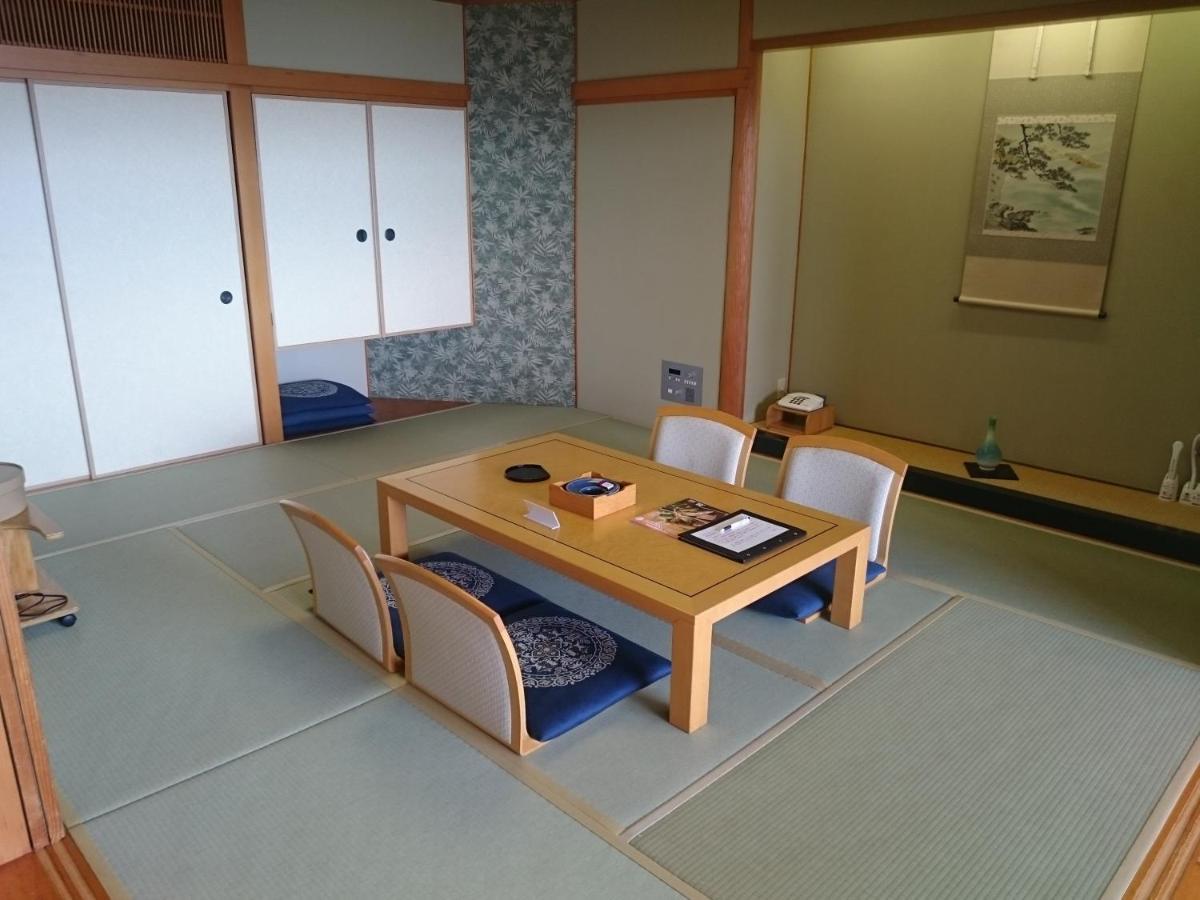 The Gran Resort Elegante Awajishima Εξωτερικό φωτογραφία