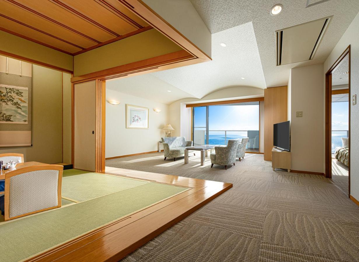 The Gran Resort Elegante Awajishima Εξωτερικό φωτογραφία
