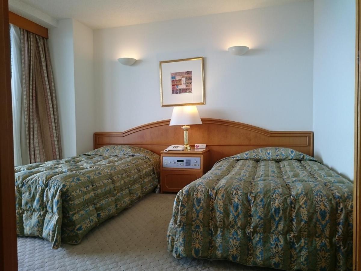 The Gran Resort Elegante Awajishima Εξωτερικό φωτογραφία