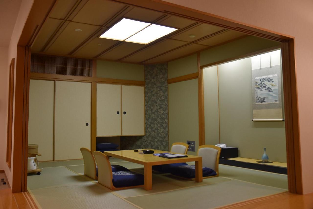 The Gran Resort Elegante Awajishima Εξωτερικό φωτογραφία
